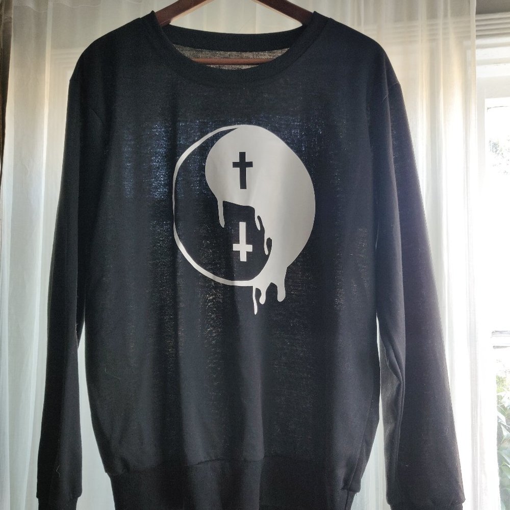 Ying and Yang light sweater